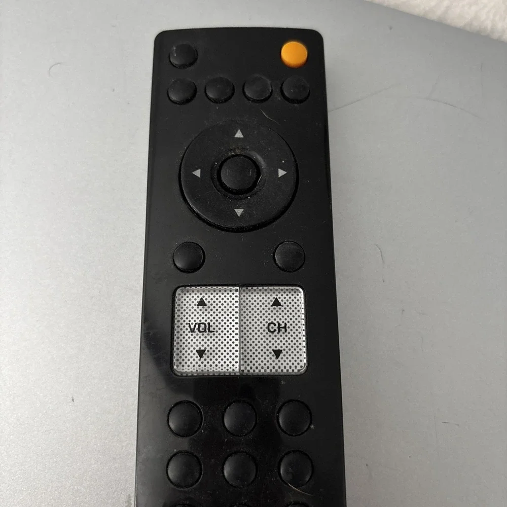 Genuine Vizio VR2 VR4 TV Remote Control SHOWS WEAR